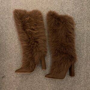 NEW faux fox fur yeti  Knee-High Women's Boots 6